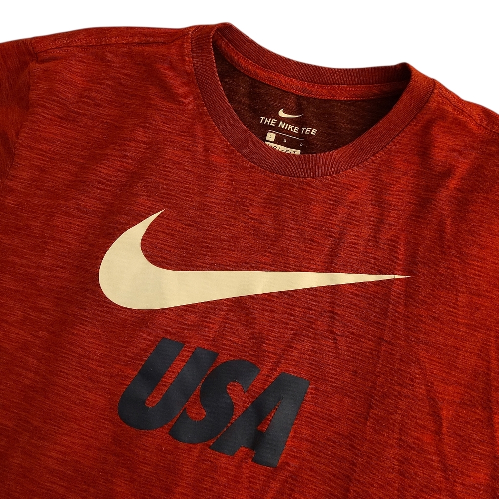 Nike Dri-Fit USA Soccer Football USMNT Men's Large Red Short Sleeve Shirt